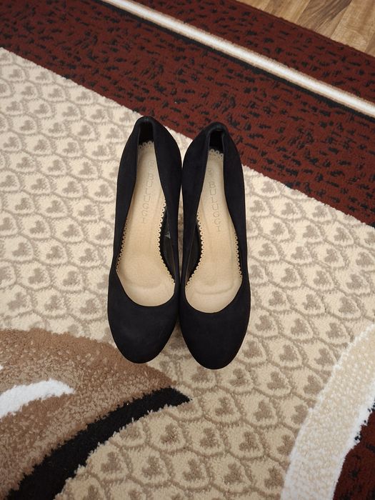 Прадаётся Туфли на платформе