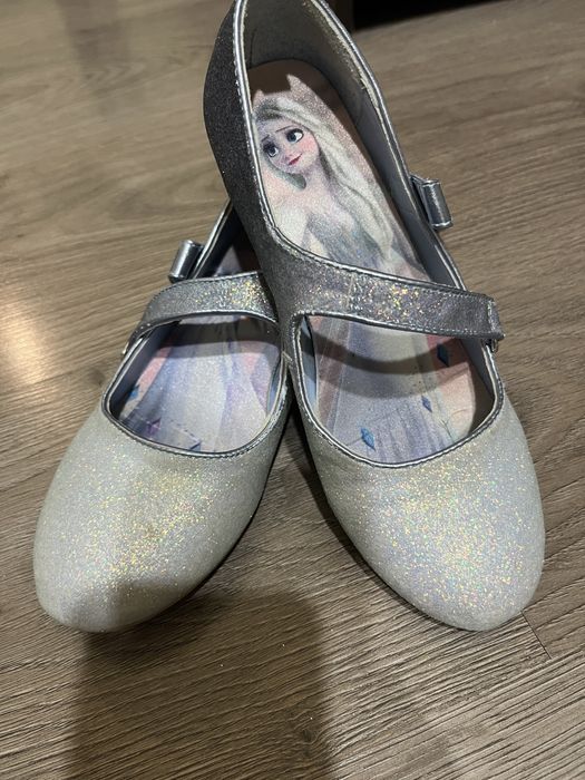 Обувки на ток Елза