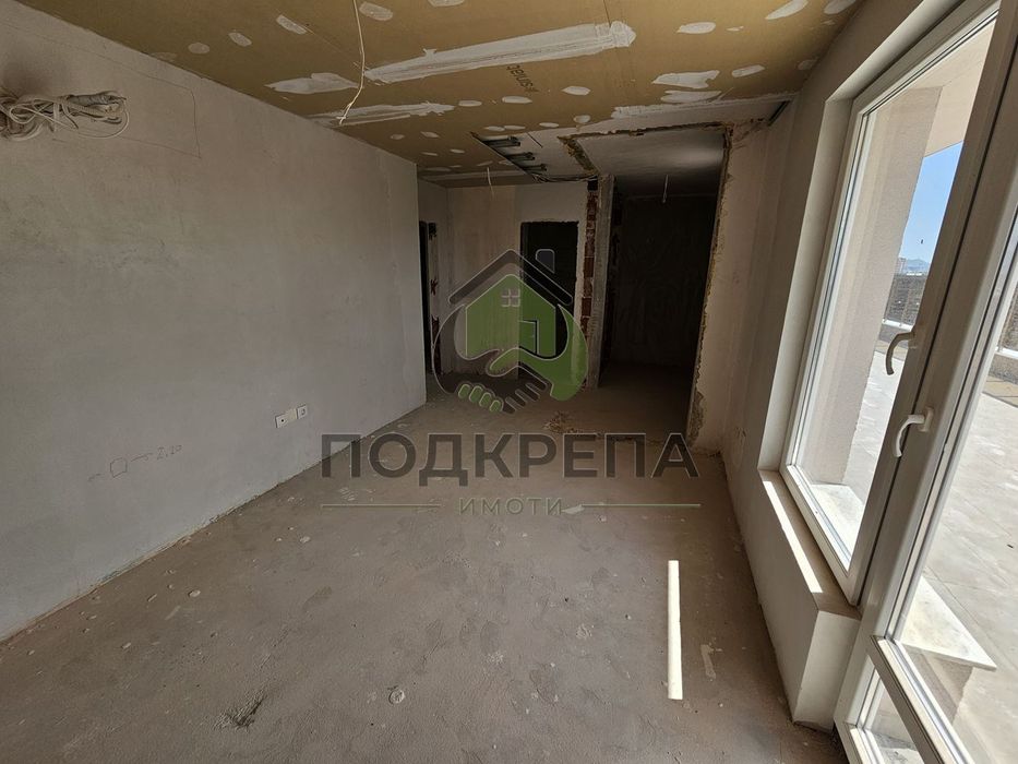 Продава се Тристаен апартамент в Пловдив, Христо Смирненски - 185 кв.м за 1079 €/кв.м - Снимка #9