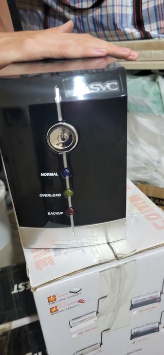 ИБП SVC V1000, V2000 LCD.