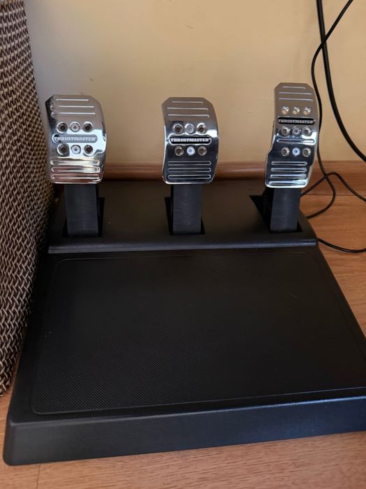 Волан thrustmaster ts-xw sparco