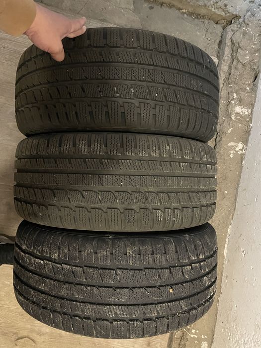 Продам диски с резиной на toyota