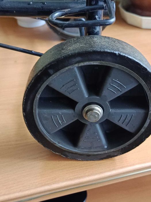 Продам дачную тележку