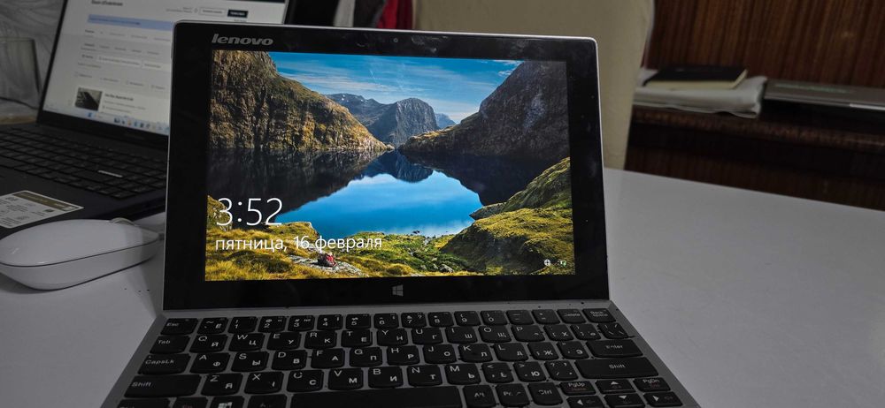 Ноутбук-трансформер Lenovo Miix 2 10"