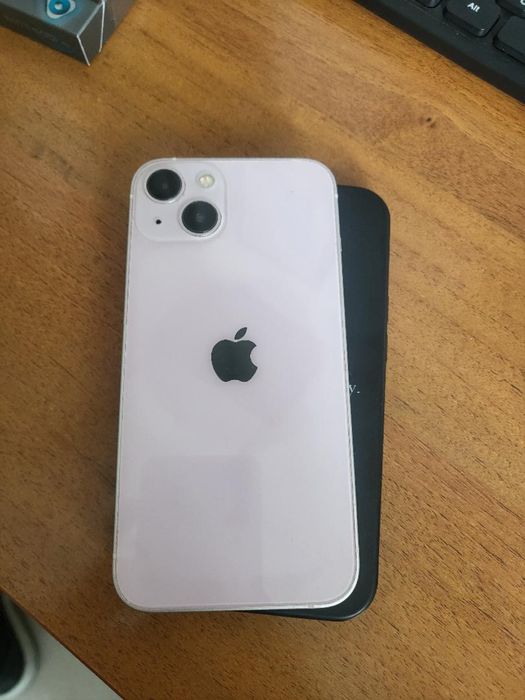 Продам айфон 13 128гб