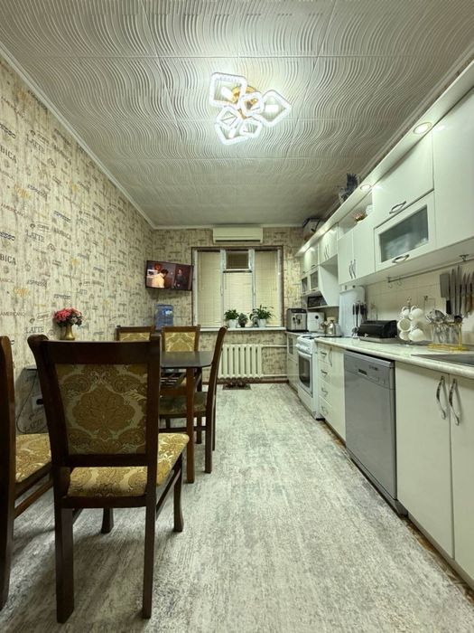Продается 3х комнатная метро Пушкинская 71 школа