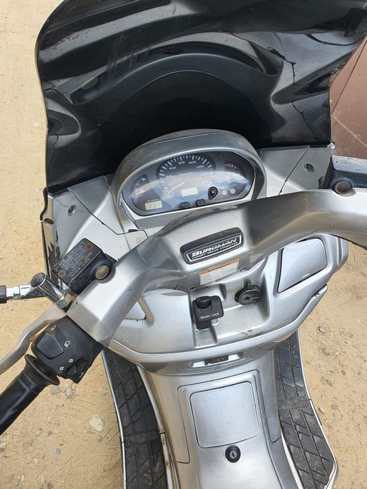 Suzuki Burgman AN400 2001