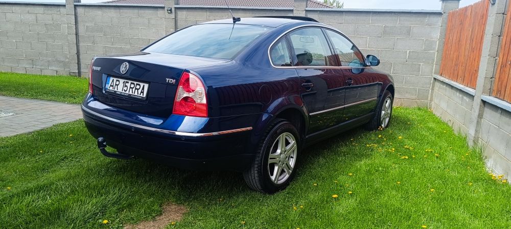 Vând VW Passat B 5.5 High-Line Limuzina 1.9 AVF Trapa Piele Navi Impecabil Automat