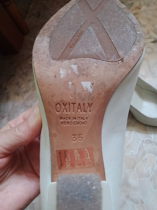 Продам женскую обувь маленького размера