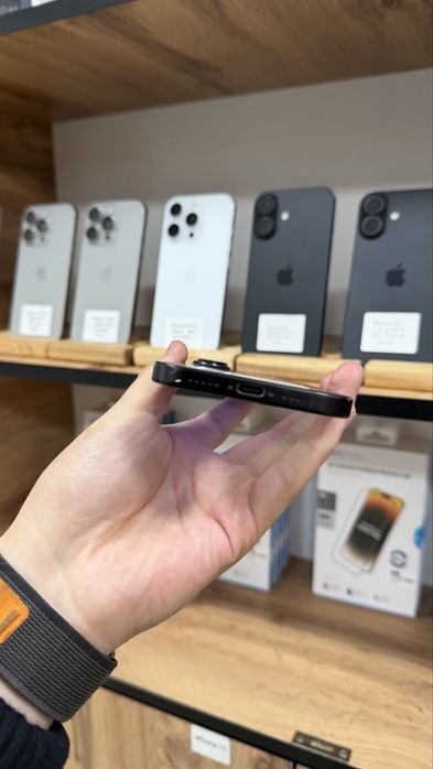 iPhone 16 128GB