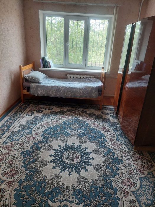 Продаю 3/2/4 ориентир метро Дустлик, 2×6 балкон