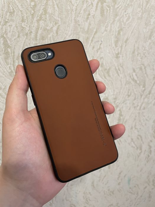 Продам OPPO A12.