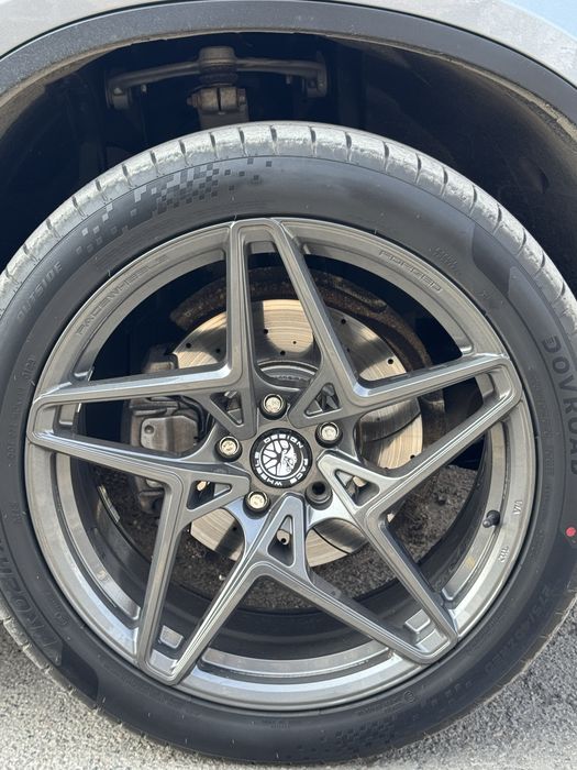 Диски на бмв разноширокие