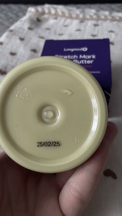 Крем для профилактики растяжек.