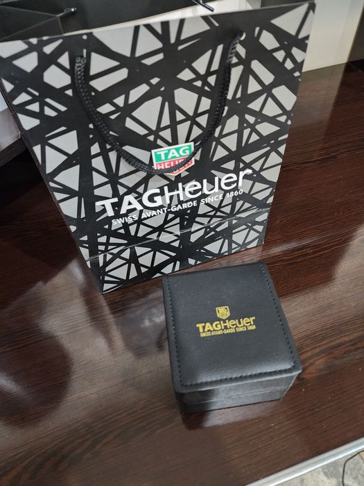 Продам часы Tag Heuer