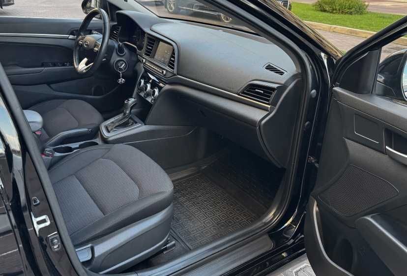 Hyundai Elantra 2019