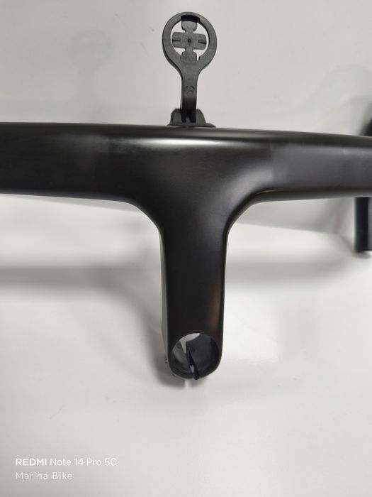 Интегрирано карбоново шосейно кормило Bontrager Aeolus RSL VRC| 110x42