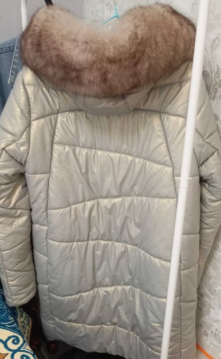 Продам зимнию куртку!