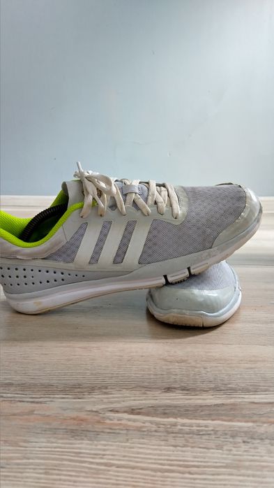Маратонки adidas