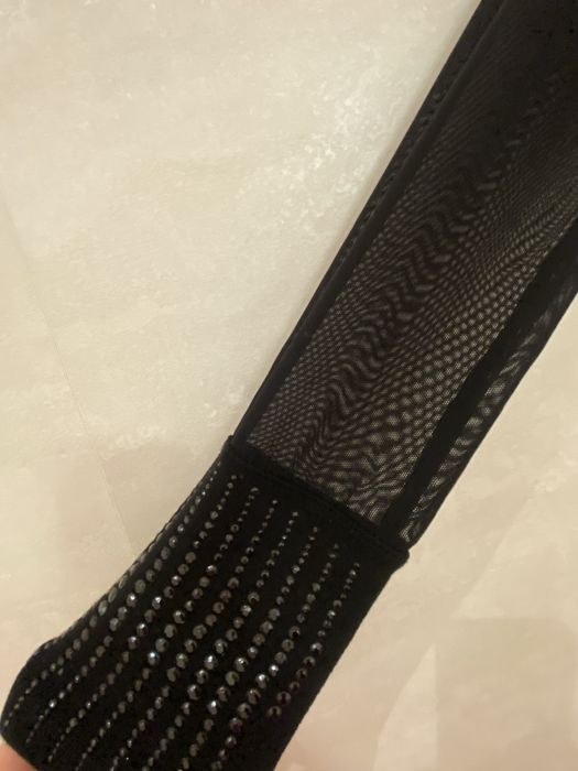 Дамска рокля от финно плетиво и тюл, с пайети!