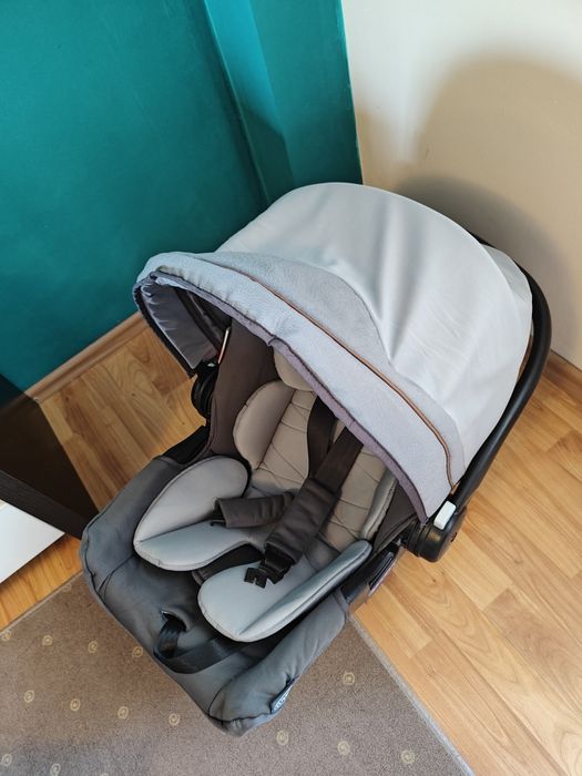 Căruț Graco Near2Me 4 in 1