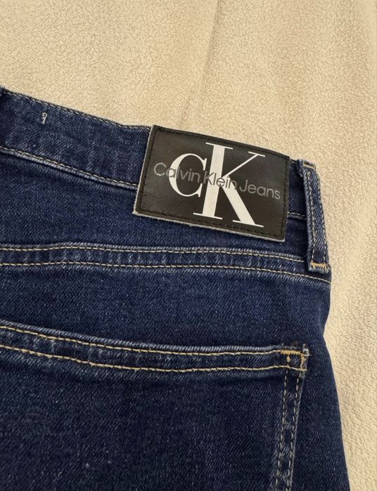 Прямые джинсы, Calvin Klein