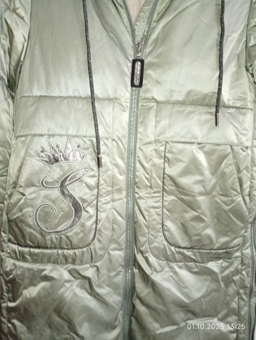 Продам зимний пуховик.