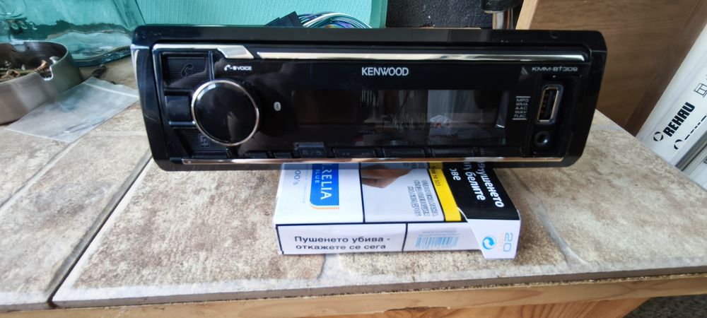 Продавам Авто СД с Блутут