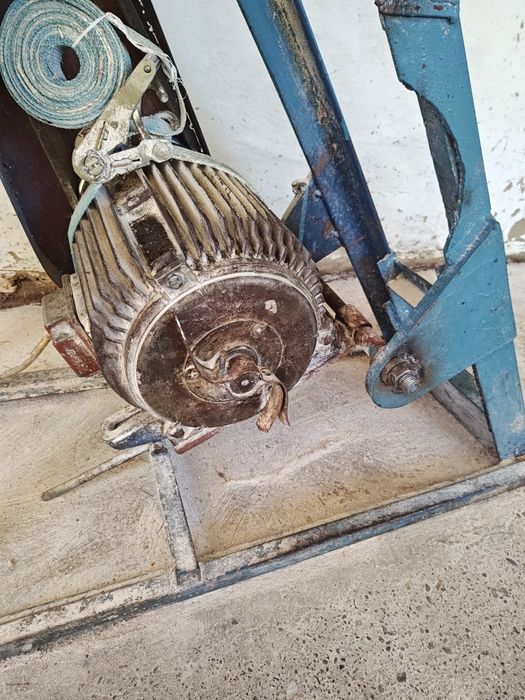 Moara urluiala hrana animale