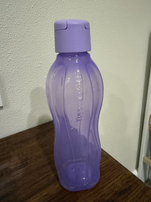 Продам бутылки от Tupperware 750 мл