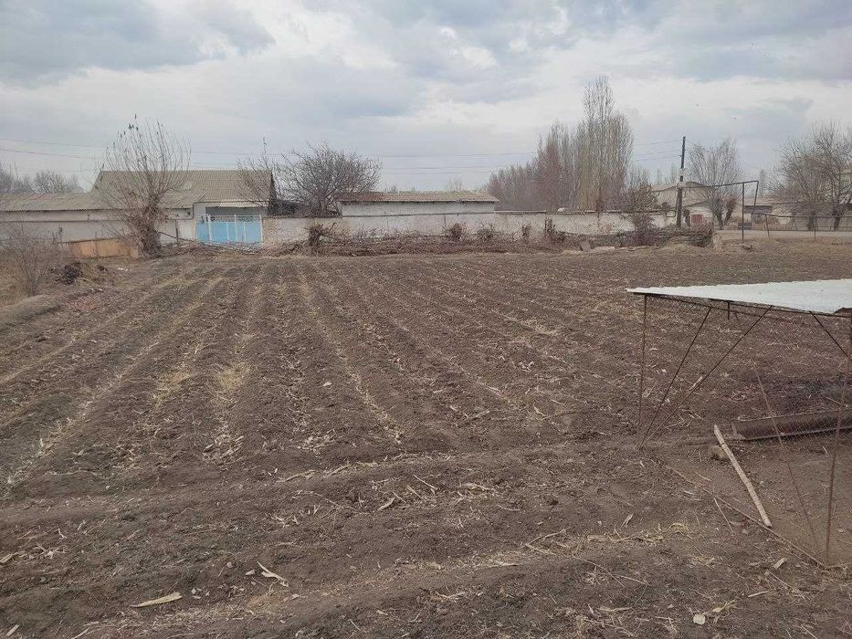 Продоётся земельный участо