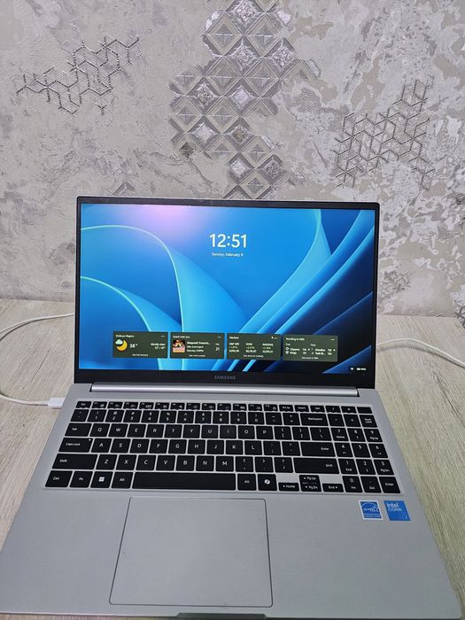 Samsung Galaxy book 4
