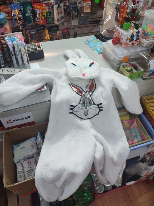 Продам Костюм зайчика на 1-2 годика