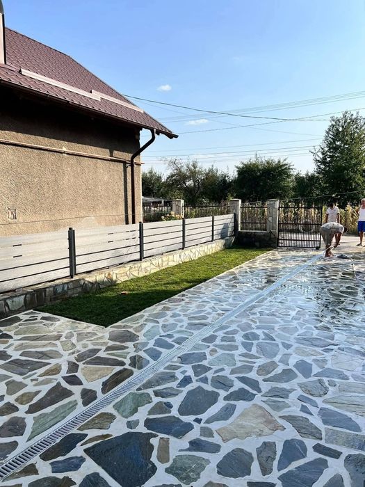 Piatră de munte naturală