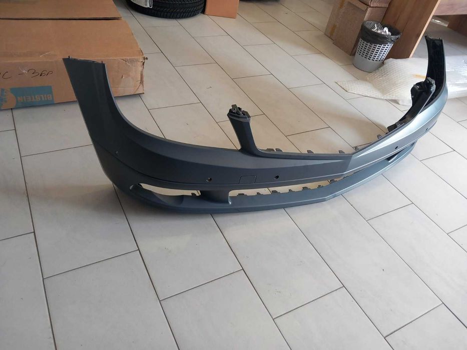 Оригинална предна броня Mercedes Benz C-Class S204, 2007-2011 г.