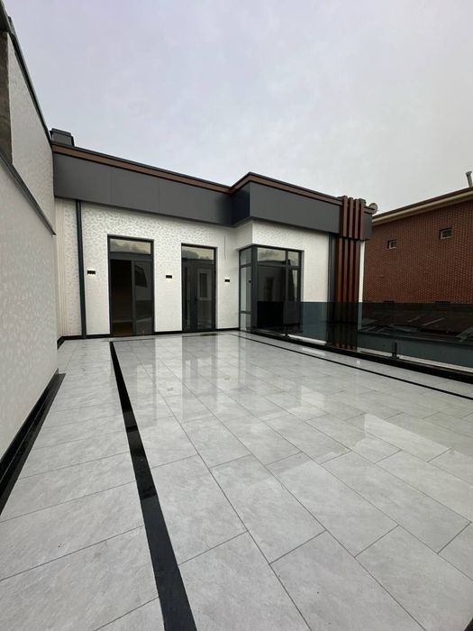 Продается коттедж 6 комнат, ориентир: High Town Moll, 300м² 2,,1 сотки