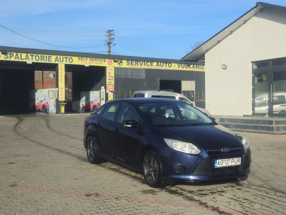 FORD Focus 2013 — imagine 3