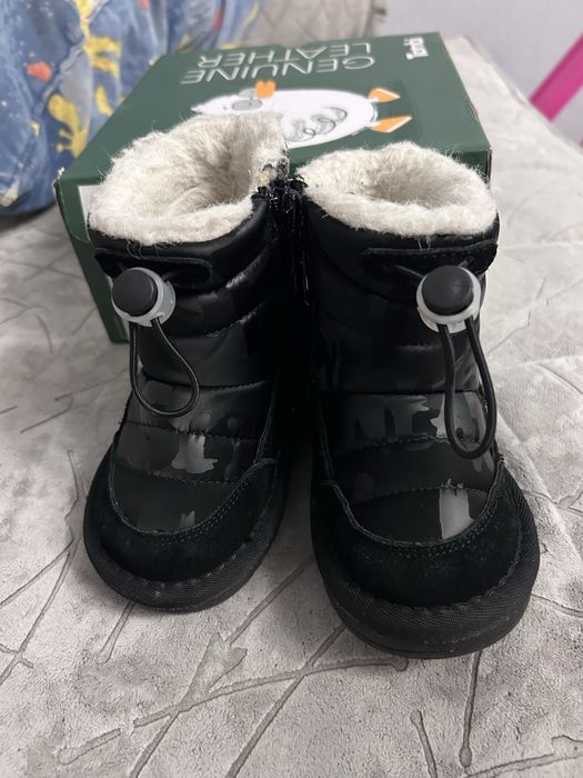 Зимние детские угги