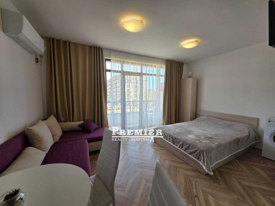 Продава се Едностаен апартамент в Свети Влас - 35 кв.м за 1900 €/кв.м - Снимка #2