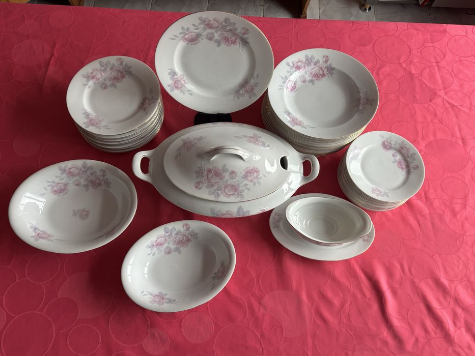 Стар порцеланов сервиз от Чехословакия