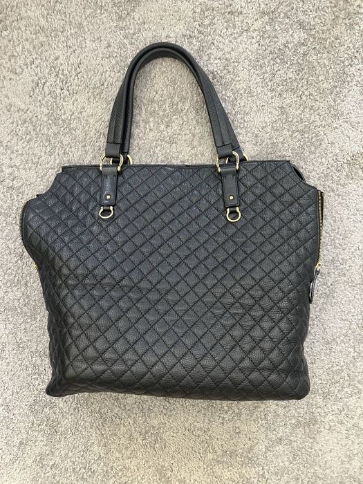 Продавам великолепна кожена чанта Musette