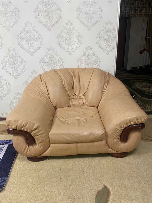 Диван с креслами