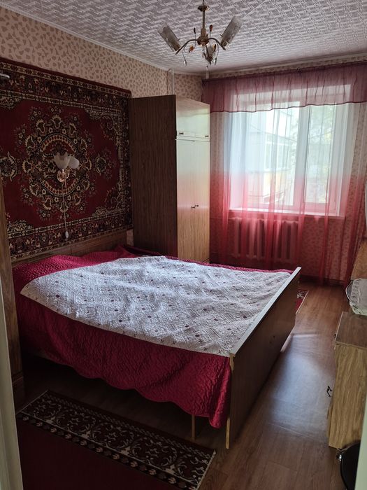 Продаётся 4-х комнатная квартира.