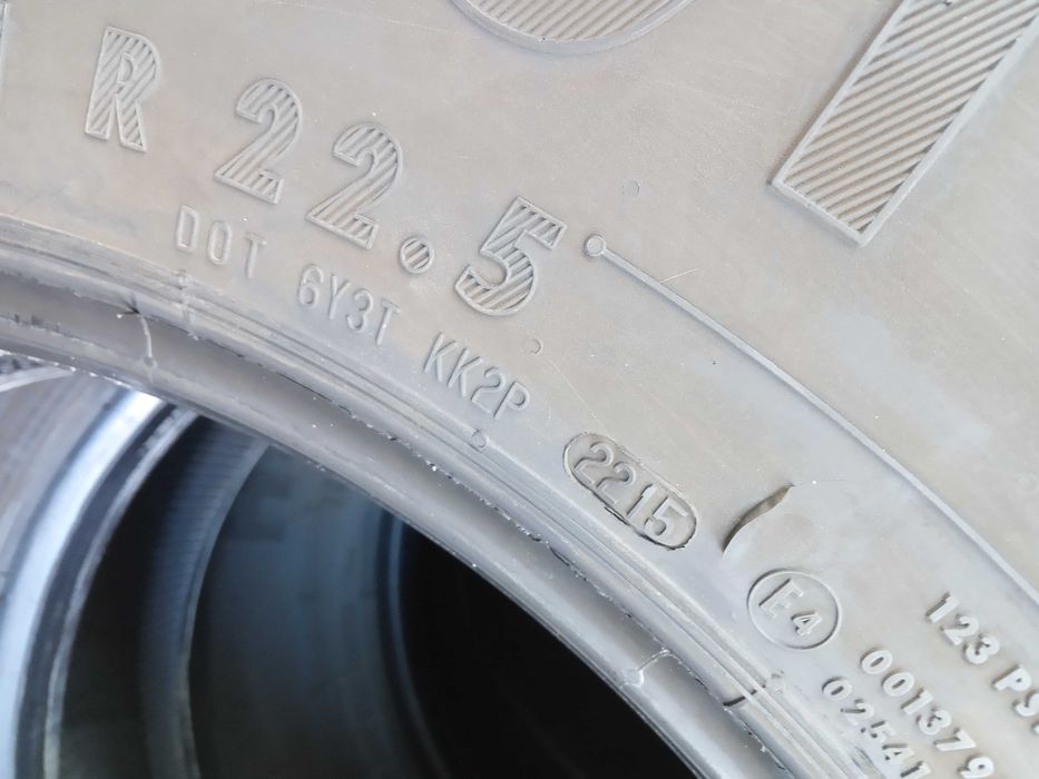 Тежкотоварни гуми 11R22.5 Continental Construction HSC1 148/145K M+S