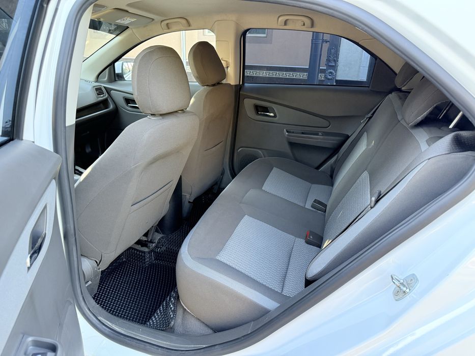 Chevrolet Cobalt 2023 — 6