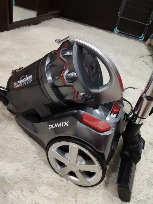 Новый пылесос DUMIX