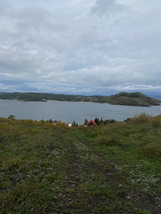 Землю в Голубом заливе