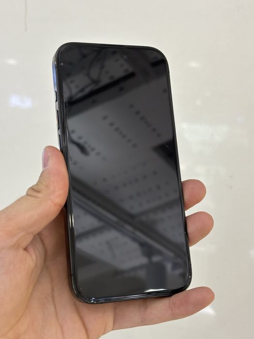 Продаю iPhone 15 pro 256Gb