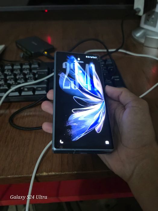 Vivo x fold 2 12+12/256