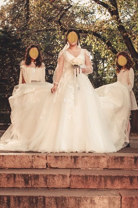 Продам оригинальное свадебное платье